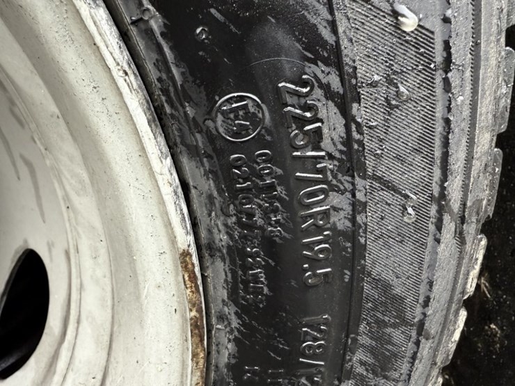 2017-ford-f550-sd-image-19