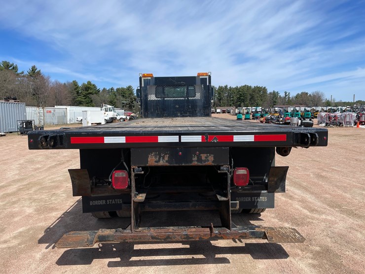 2016-international-durastar-4400-image-8