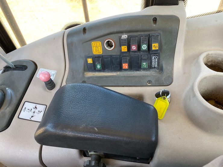 2005-new-holland-lw230b-image-48