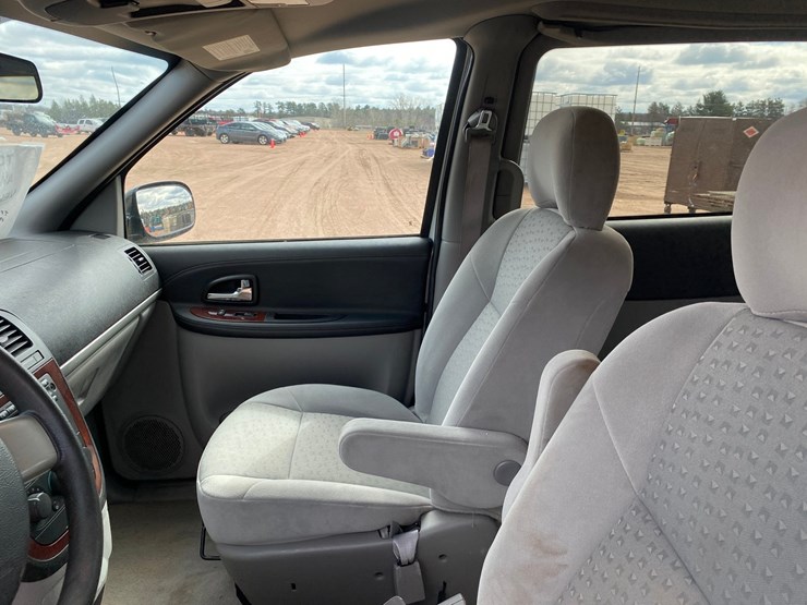 2008-chevrolet-uplander-image-31