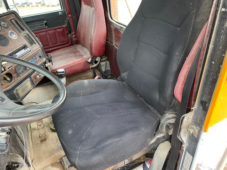 1995-cummins-m11-image-40