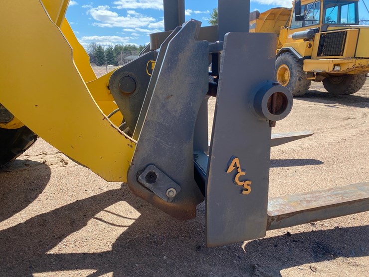 2005-new-holland-lw230b-image-43