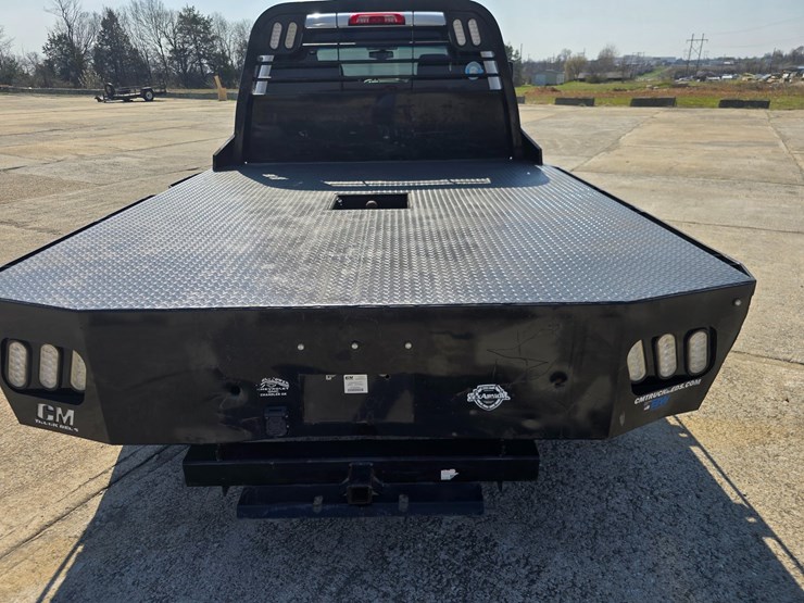 2015-chevrolet-silverado-3500-image-43