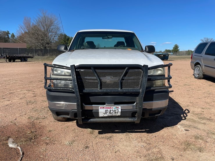 2006-chevrolet-2500-image-2