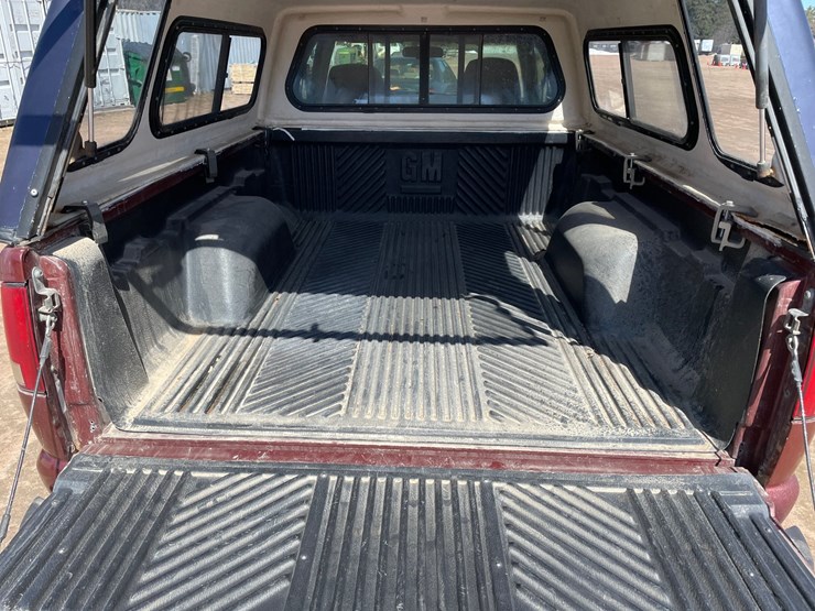 1998-chevrolet-s10-image-14