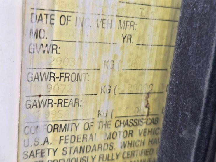 #22589-•-2006-mack-cv713-granite-roll-off-truck-image-60