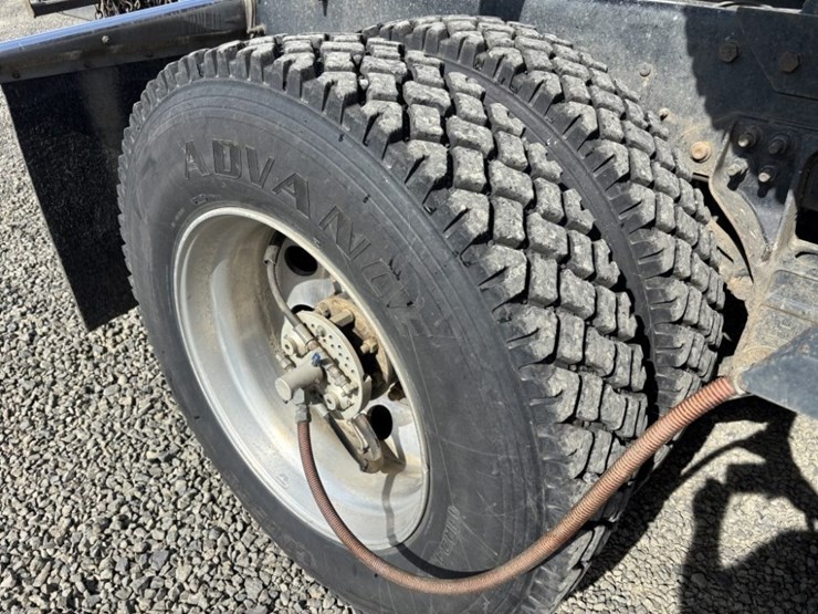 2023-international-hx520-image-12