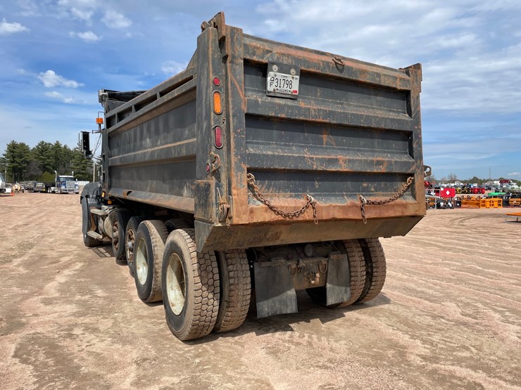 1995-mack-cl713-image-7