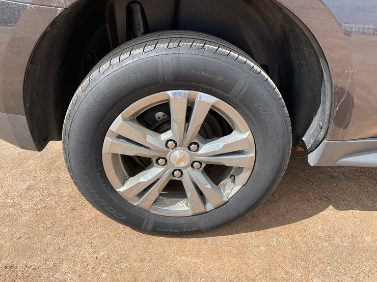 2016-chevrolet-equinox-lt-image-17