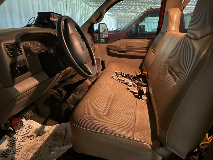 2001-ford-f350-image-44