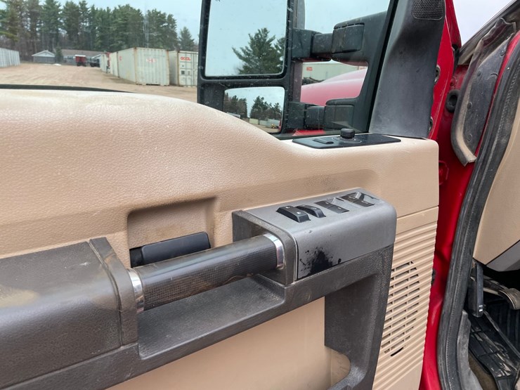 2013-ford-f350-image-35