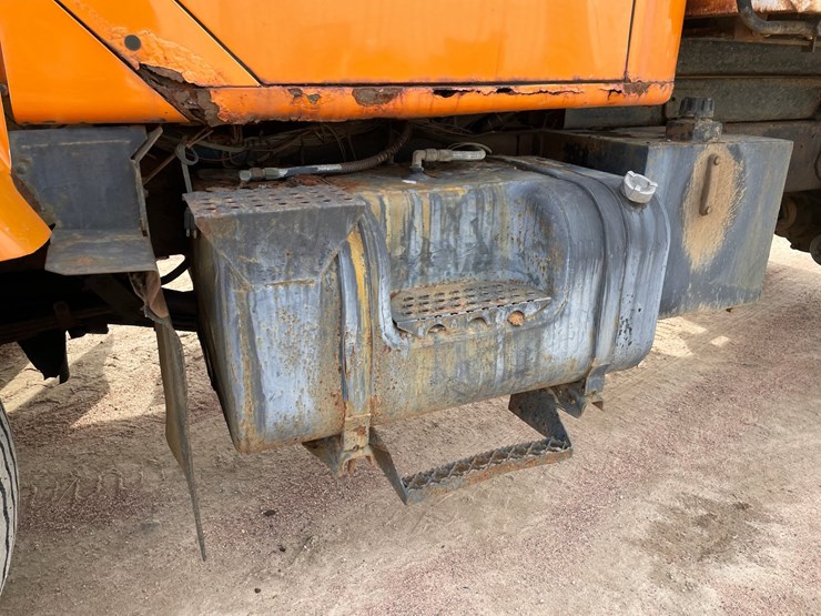 1995-international-2554-image-14