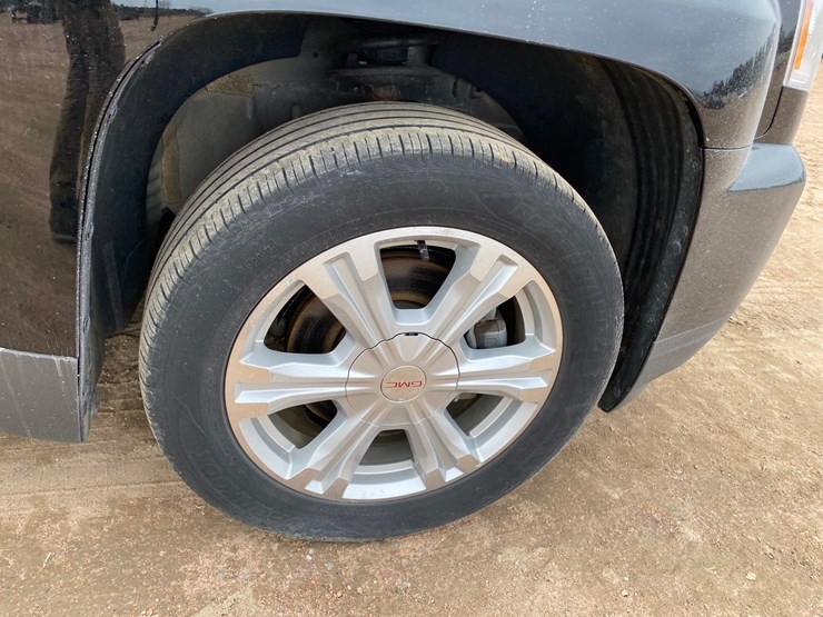 2017-gmc-terrain-sle-image-27