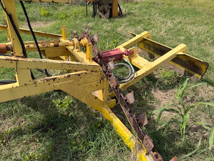 #46933-•-allen-manfacturing-levee-trencher-image-10