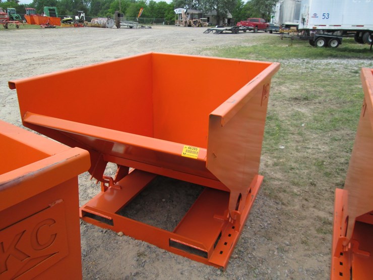 #46395-•-2yd-self-dumping-hopper-image-1