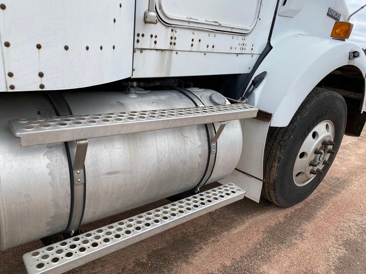 1998-kenworth-t800-image-32