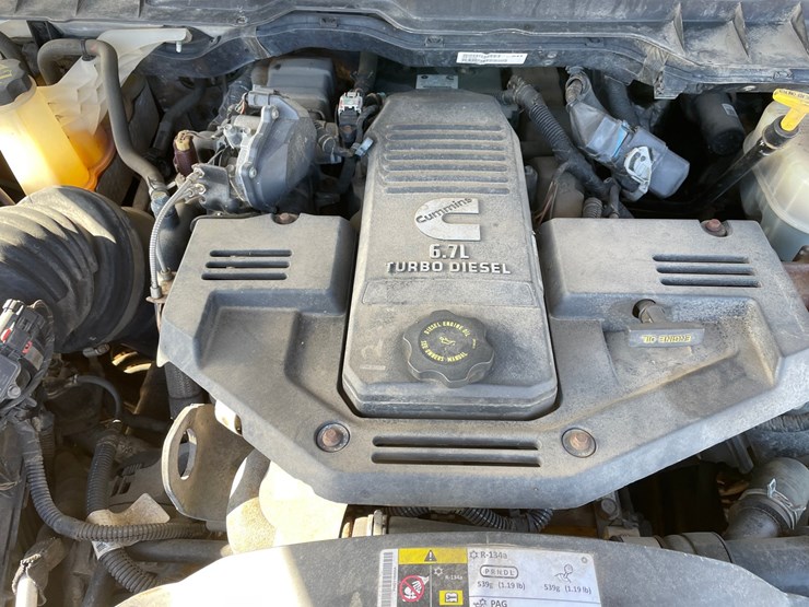 2014-dodge-ram-3500-image-52