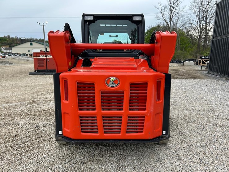 2021-kubota-svl75-2-skid-steer-loader-image-3