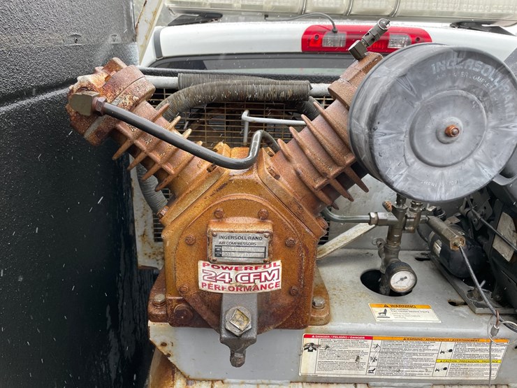 2008-dodge-ram-5500-image-32