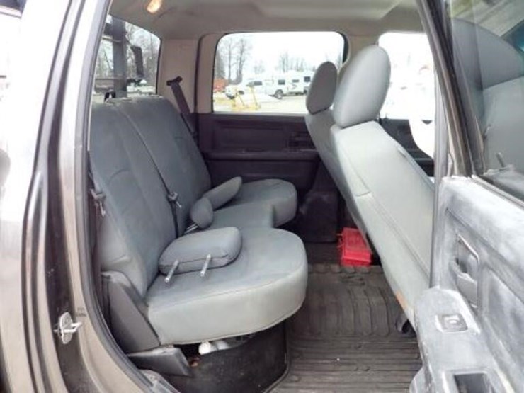 2014-ram-2500-hd-image-38