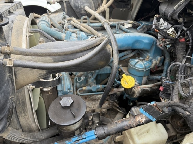 2006-international-durastar-4400-image-13