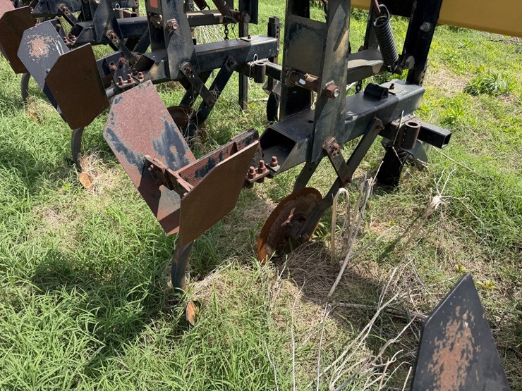 2000-landoll-2000-image-48