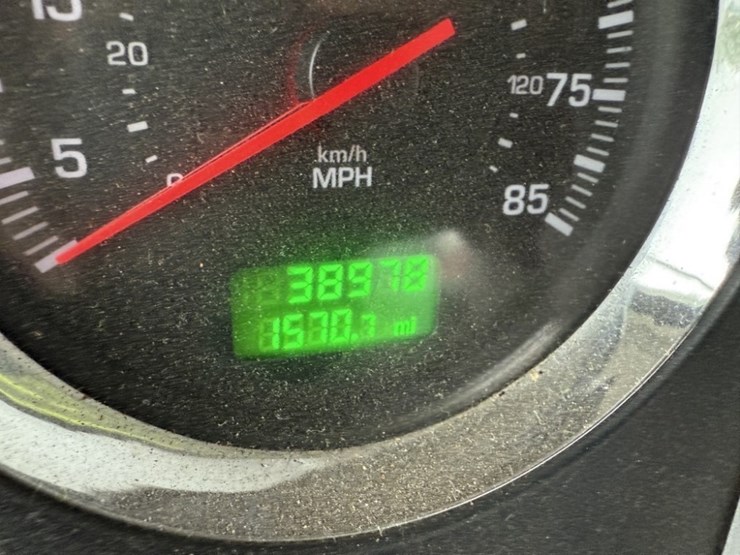 2015-kenworth-t440-image-28