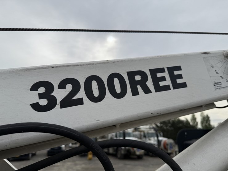 2013-liftmoore-3200ree-image-17