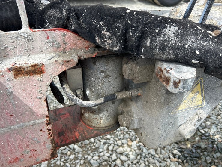 2017-skyjack-sj40t-image-16