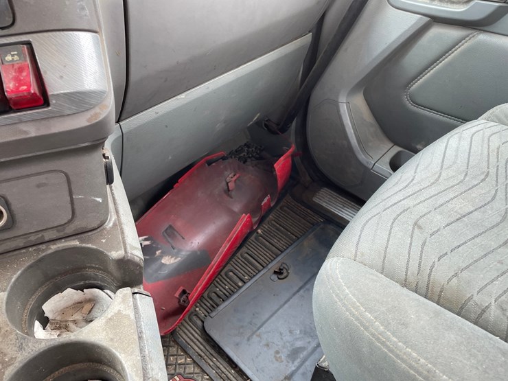 2016-kenworth-t680-image-49