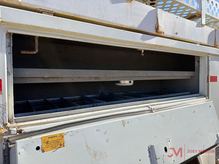 2008-international-7400-image-14