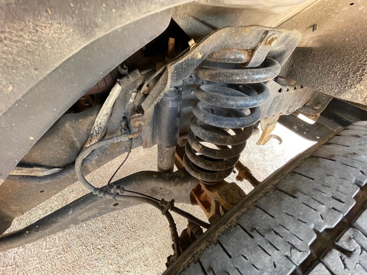 2009-ford-e450-image-23