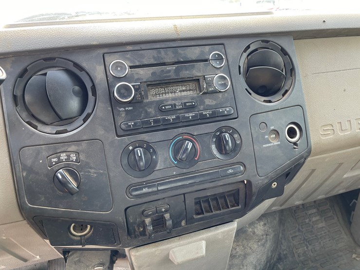 2009-ford-f350-image-30