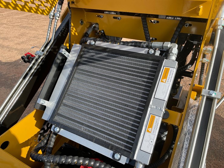 #1155-•-agt-mx-mrt14-tracked-stand-on-mini-skid-steer-image-13