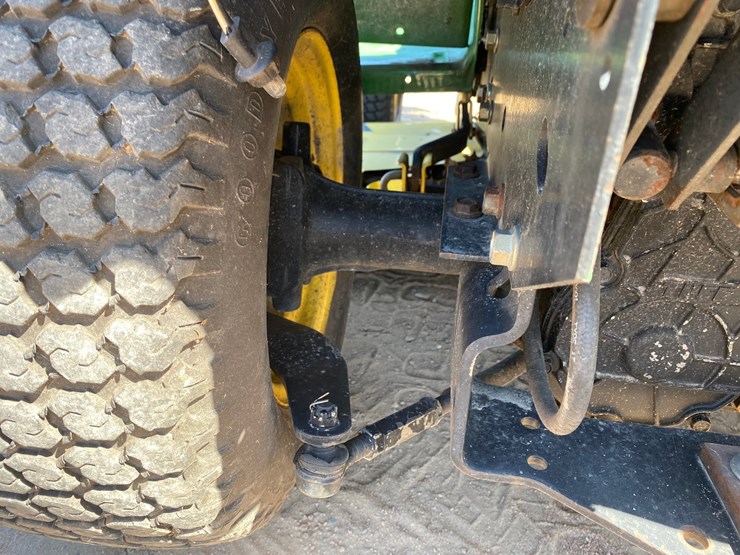 john-deere-425-image-22