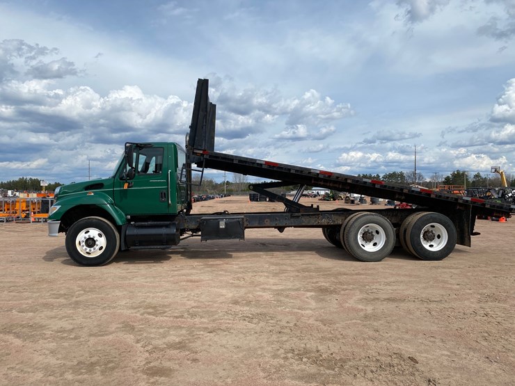 2003-international-7400-image-63