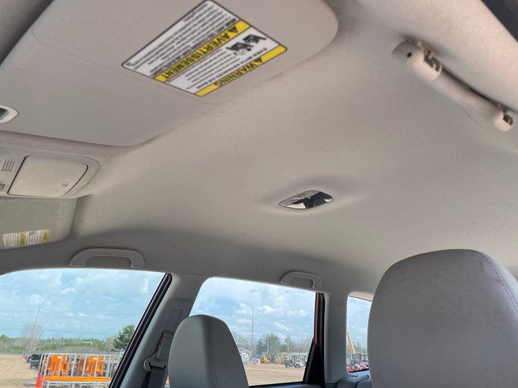 2011-subaru-forester-image-27