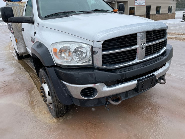 2008-dodge-ram-5500-image-9