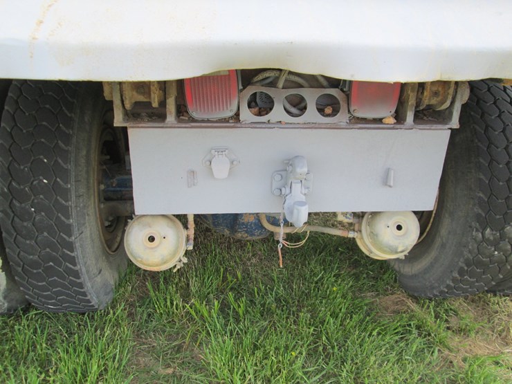 1999-caterpillar-c12-image-11