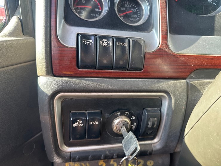 2006-kenworth-w900-image-34