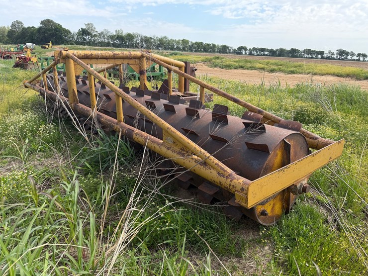 #46926-•-20'-stubble-roller-image-3