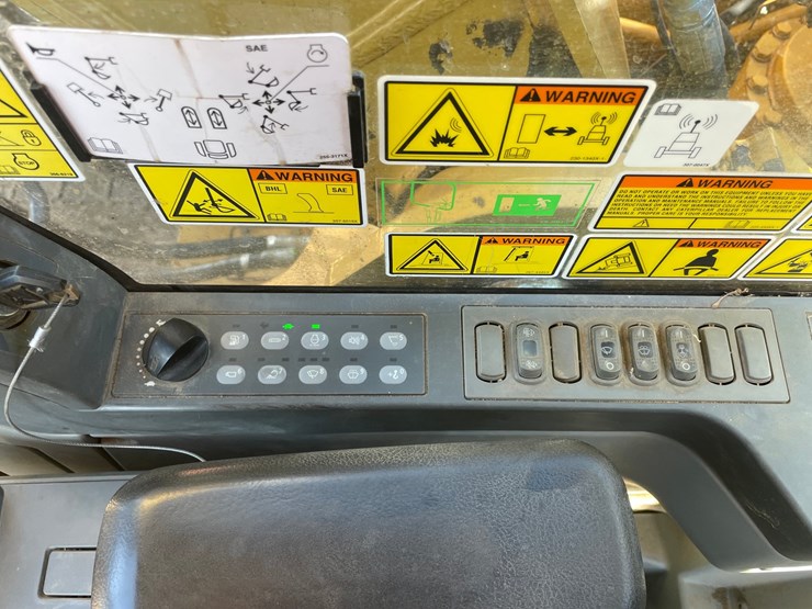 caterpillar-324e-image-84