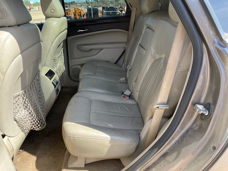 2011-cadillac-srx-image-50