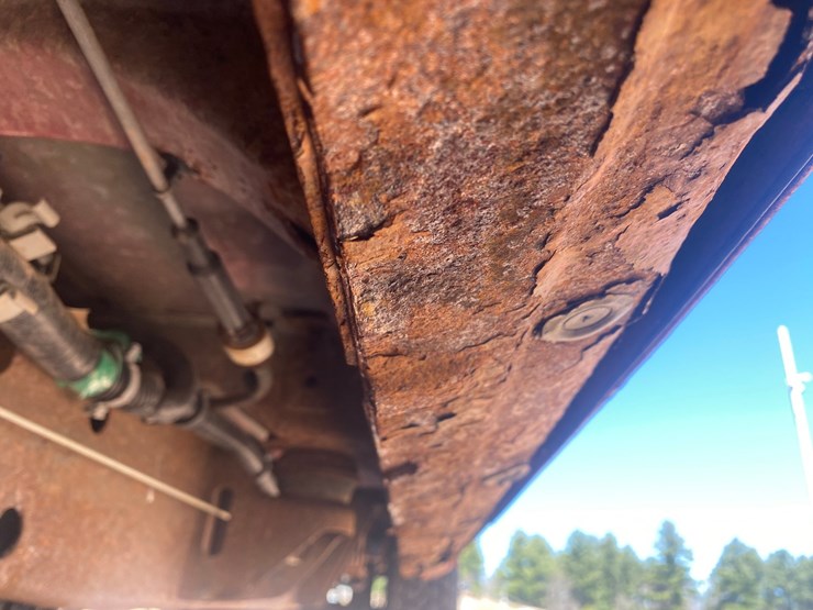 2012-chevrolet-silverado-1500-image-35