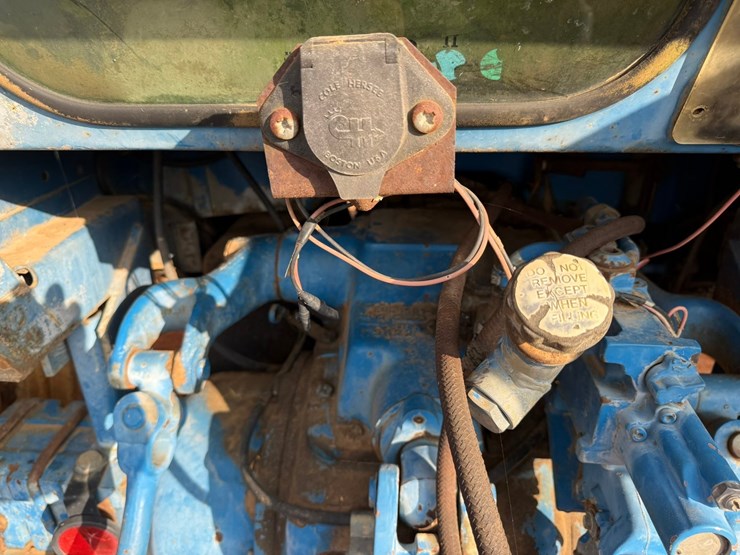 1990-ford-6610-image-18