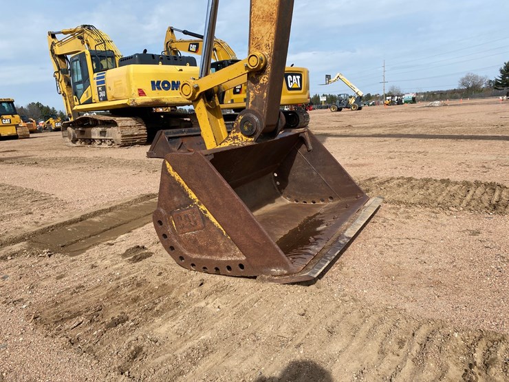 2014-caterpillar-324el-image-13