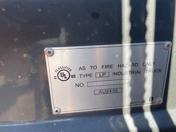 #1133-•-unicarriers-lp-forklift-image-14