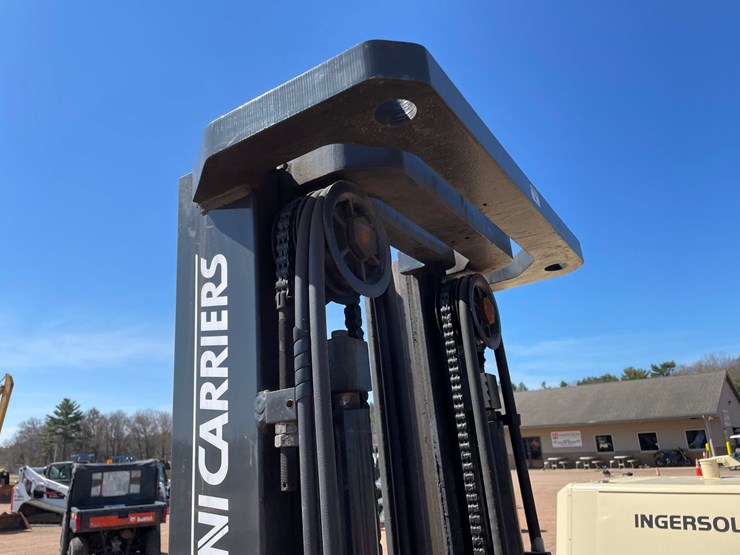 #1136-•-unicarriers-lp-forklift-image-11