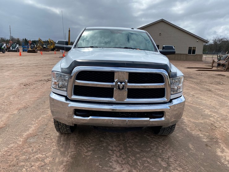 2018-dodge-ram-2500-image-2