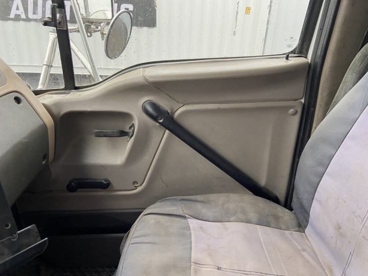 2005-sterling-acterra-image-15